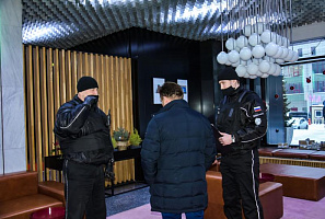 Пьяные и спящие