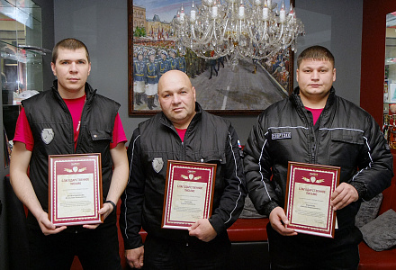 Защитники Новосибирска получили заслуженные награды